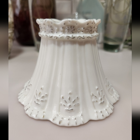 Yankee Candle Lamp Shade Candle Topper - Picture 1 of 2